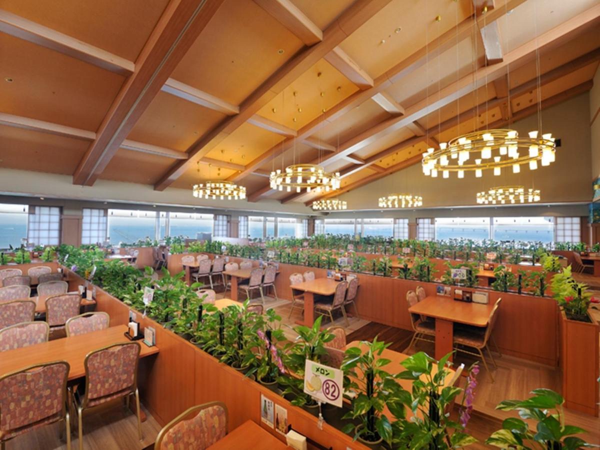 Ryugujo Spa Hotel Mikazuki Ryugutei Kisarazu Exteriör bild