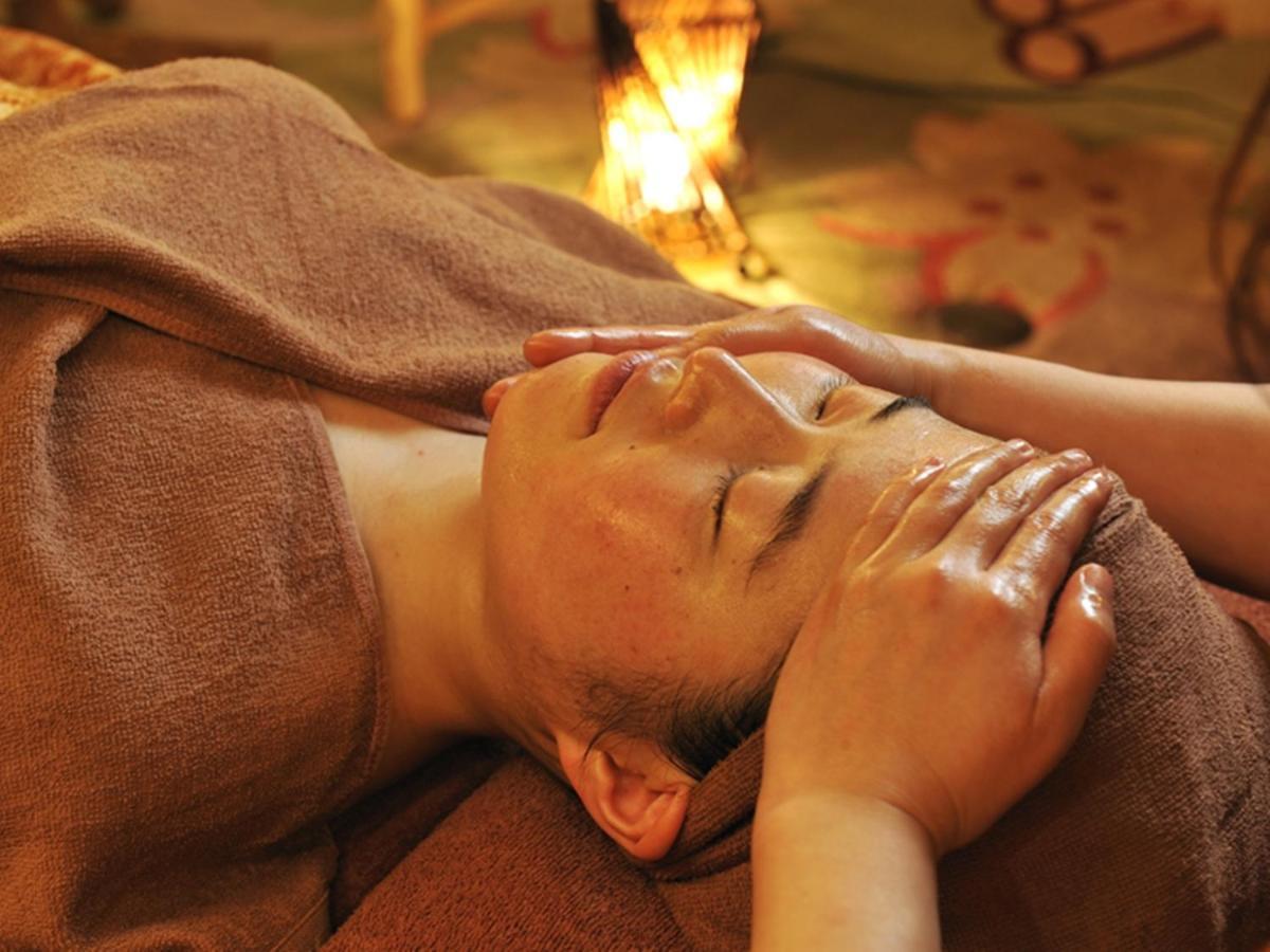 Ryugujo Spa Hotel Mikazuki Ryugutei Kisarazu Exteriör bild